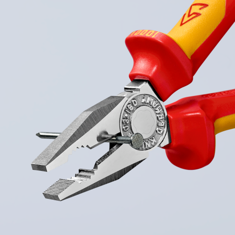 Плоскогубцы комбинированные 160 мм KNIPEX 03 06 160 03 06 160 фото