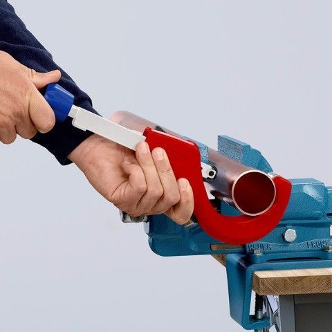Труборез TubiX&reg; XL &Oslash; 6 &ndash; 76 мм (1/4&Prime; &ndash; 3&Prime;) KNIPEX 90 31 03 BK 90 31 03 BK фото
