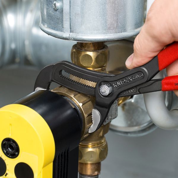 Високотехнологічні сантехнічні кліщі Cobra&reg; 250 мм KNIPEX 87 01 250 87 01 250 фото