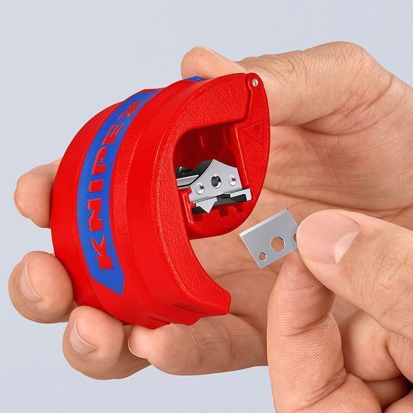 Труборез для пластиковых труб KNIPEX BiX&reg; KNIPEX 90 22 10 BK 90 22 10 BK фото