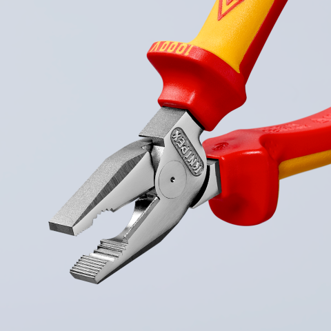 Плоскогубці комбіновані особливої потужності KNIPEX 02 06 200 02 06 200 фото Плоскогубці комбіновані особливої потужності KNIPEX 02 06 200 02 06 200 фото
