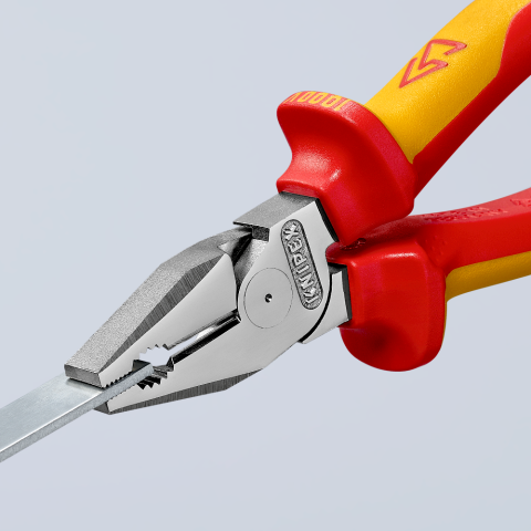 Плоскогубці комбіновані особливої потужності KNIPEX 02 06 200 02 06 200 фото Плоскогубці комбіновані особливої потужності KNIPEX 02 06 200 02 06 200 фото