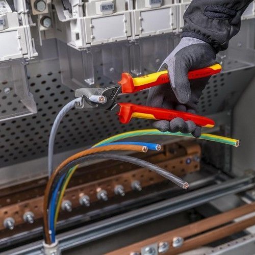 Кабелеріз із покроковим різом StepCut&reg; XL до 120 мм&sup2; KNIPEX 95 18 225 95 18 225 фото